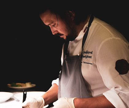 Formulario de solicitud de tabla de precios para restaurantes y cafeterías de la Asociación de Hostelería de Bizkaia.